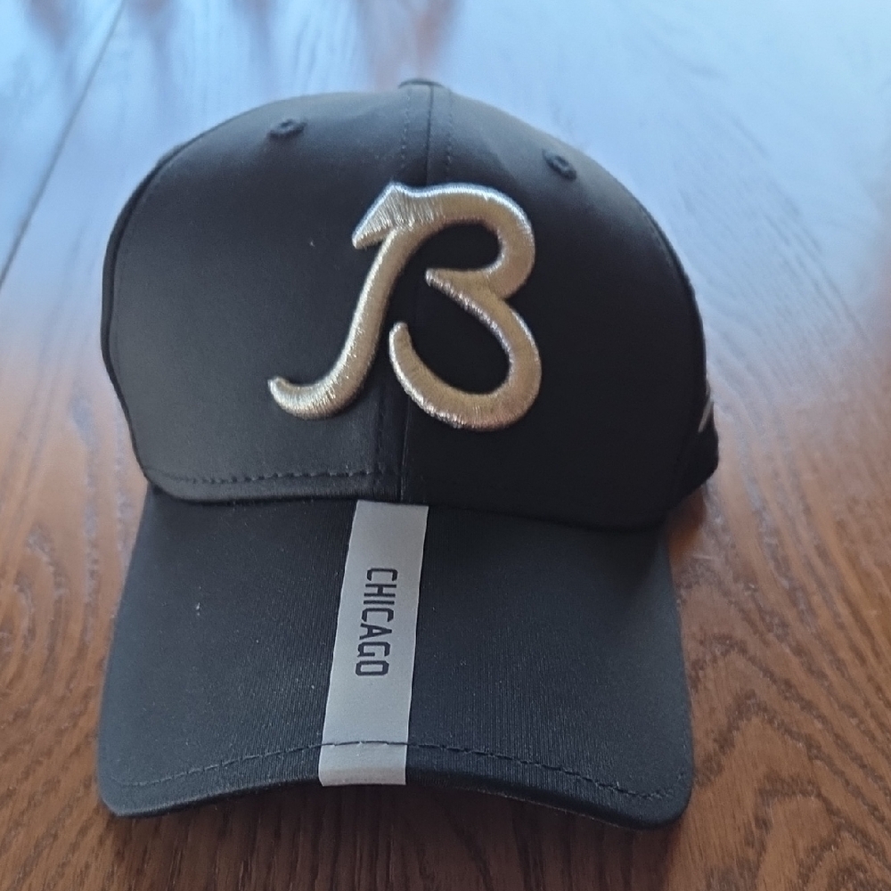 Chicago Bears Black Cap with Silver Logo 9Forty